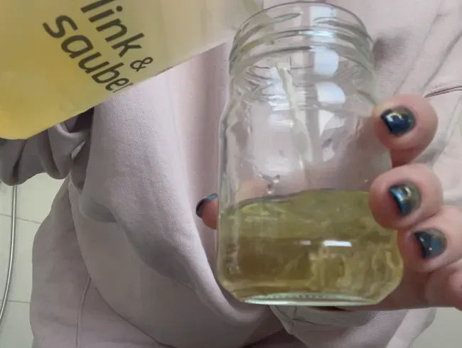 In Messbecher gepixxt