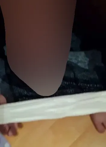 Mein freund pinkelt in eine leggings