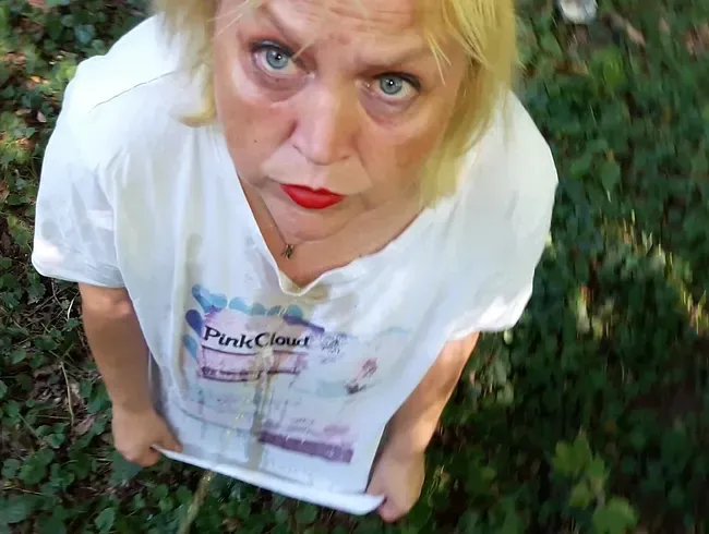 devot - mich anpissen lassen