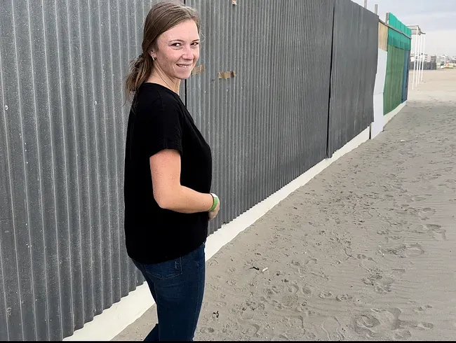 Den Strand bepisst! Voll riskant !