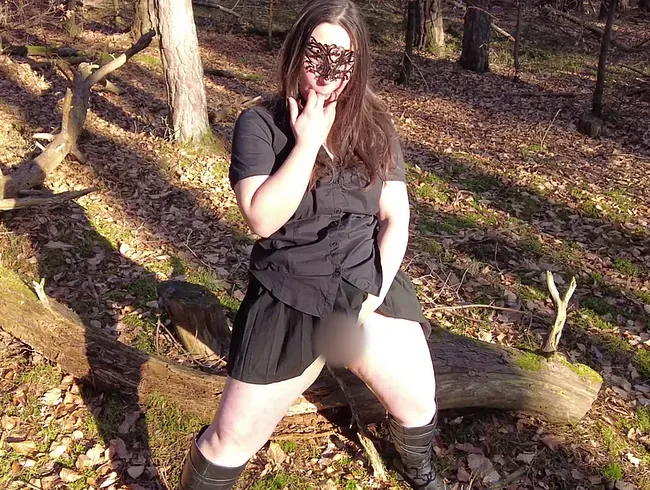 Ein Strahl im Sonnenstrahl! Lecker NS im Wald