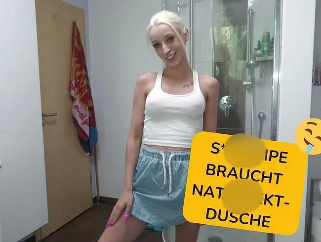 Notgeile schlampe braucht Natursekt-Dusche