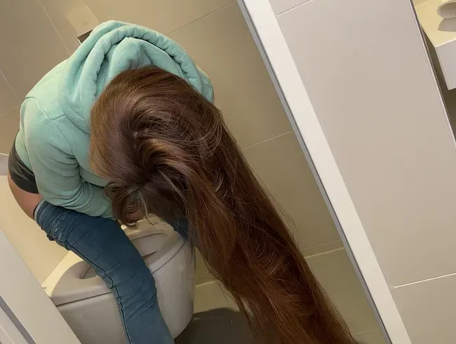 Klohure - Sissy Gina