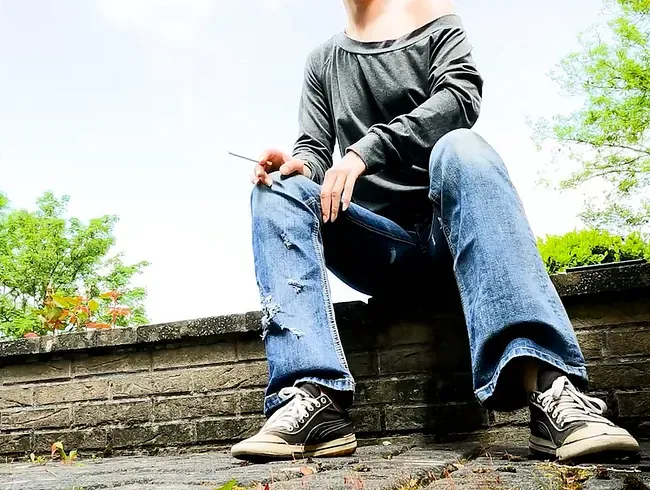 #27 Voyeur Jeans - Benetzung