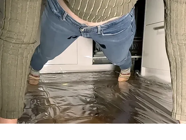 Ich musste die Jeans noch einmal einnässen :)