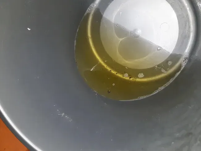 2 mal im Eimer gepisst