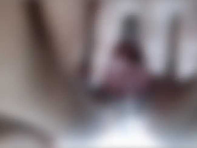 POV: Pisse in Nahaufnahme, als wärst du unter Teil 2