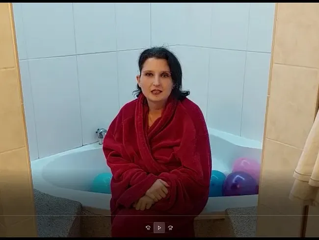 Bunt und schrill , und das gekrönt mit Natursekt .