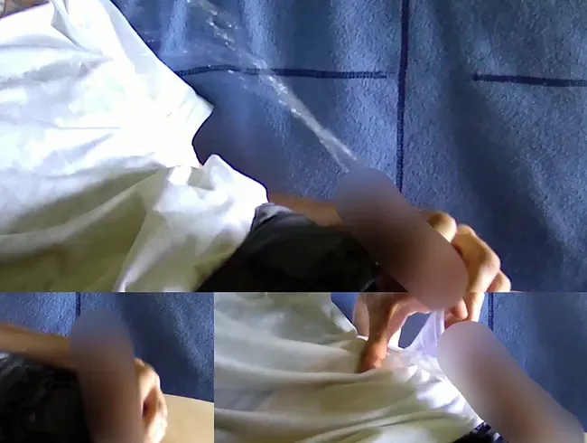 Sexy Sissy Femboy pisst sich über sein Shirt und trinkt davon mit einem Trichter!