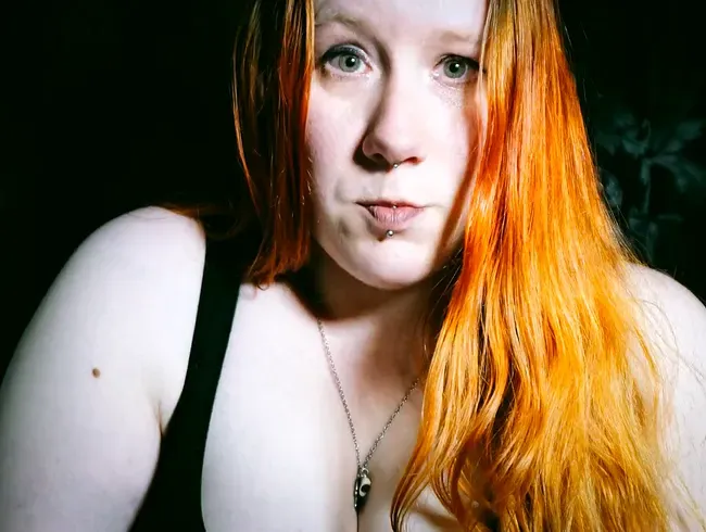 SKLAVENAUFGABE #25 Trinkritual auf Knien