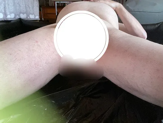 Der warme Sekt lief über mich