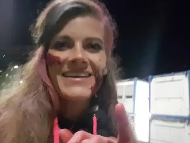 Meine allerersten Halloween Viedo mit pipi