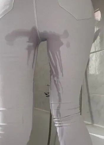 Golden Shower (Wunschvideo) ??