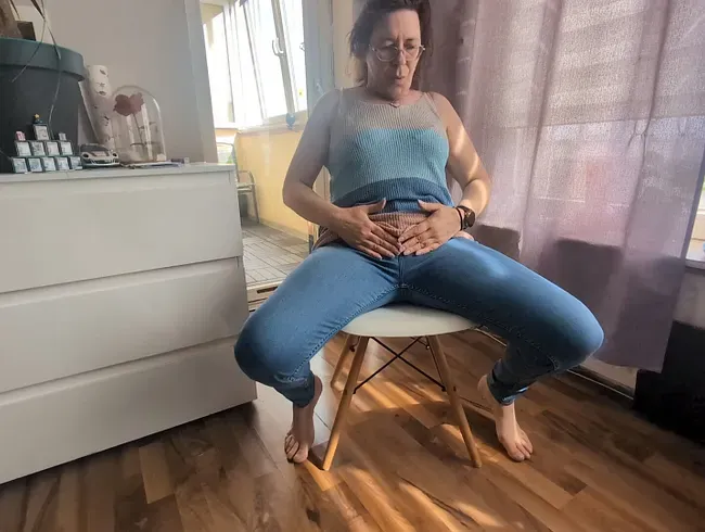 Pissen in neuer Jeans .