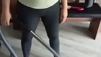 Voll in die Leggins gepisst