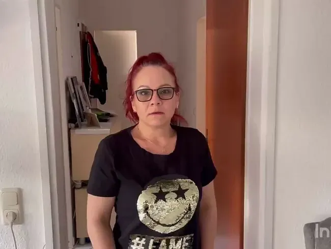 Toiletten Piss Extrem! Sophias Blasenexplosion auf dem Klo!