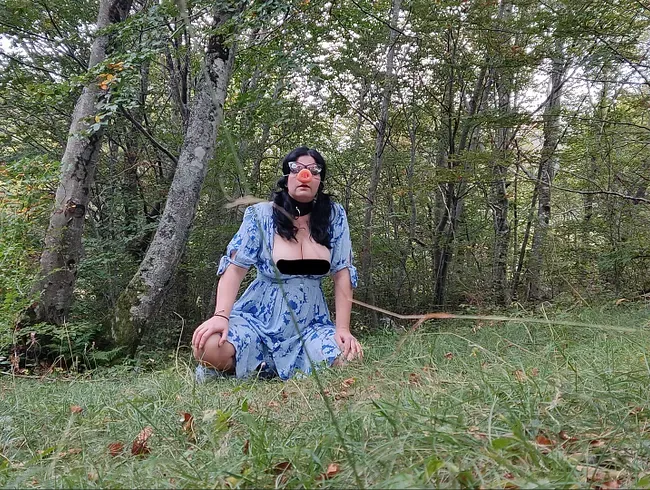 Regelmäßiger Sex reicht nicht aus. Fotzen wie ich brauchen Erniedrigung, um etwas zu spüren