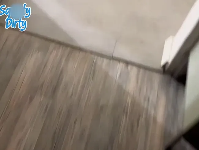 Dreimal geil gepisst und dabei gefilmt