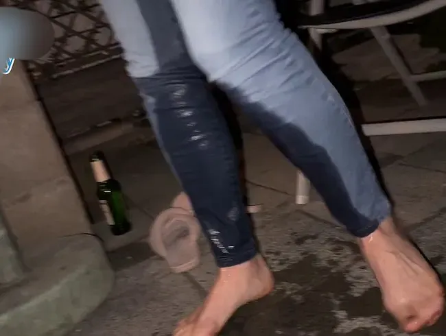 Ich hatte einfach mal wieder Lust auf einen geilen Jeans-Piss