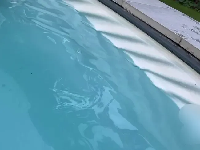 Meinen Cocktail am Pool wieder aufgefüllt!