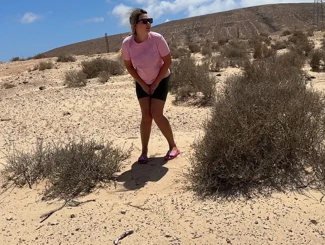 Musste draußen auf der Straße pinkeln