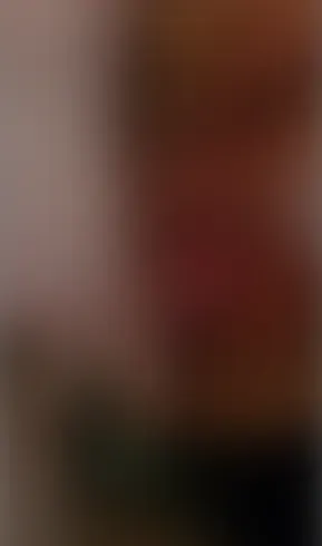 Spielereien mit dem feuchten Nass zwischen den beinen???